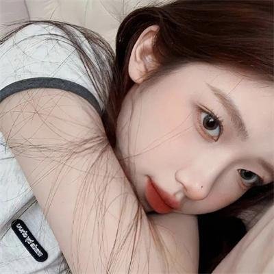 小雨爱蜜莉